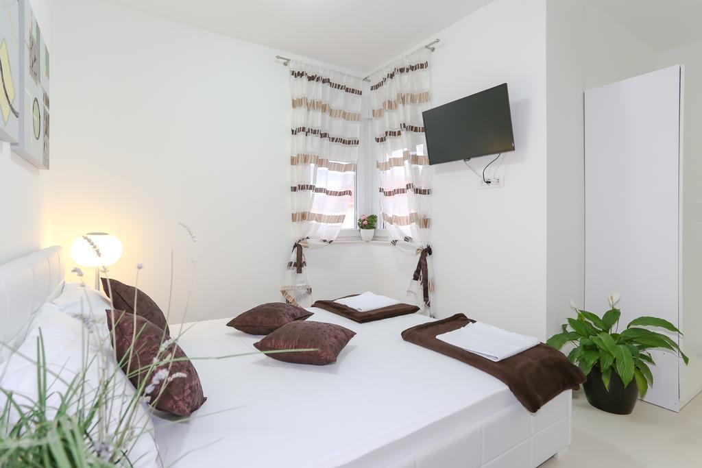 The Tribunj Suites Eksteriør bilde