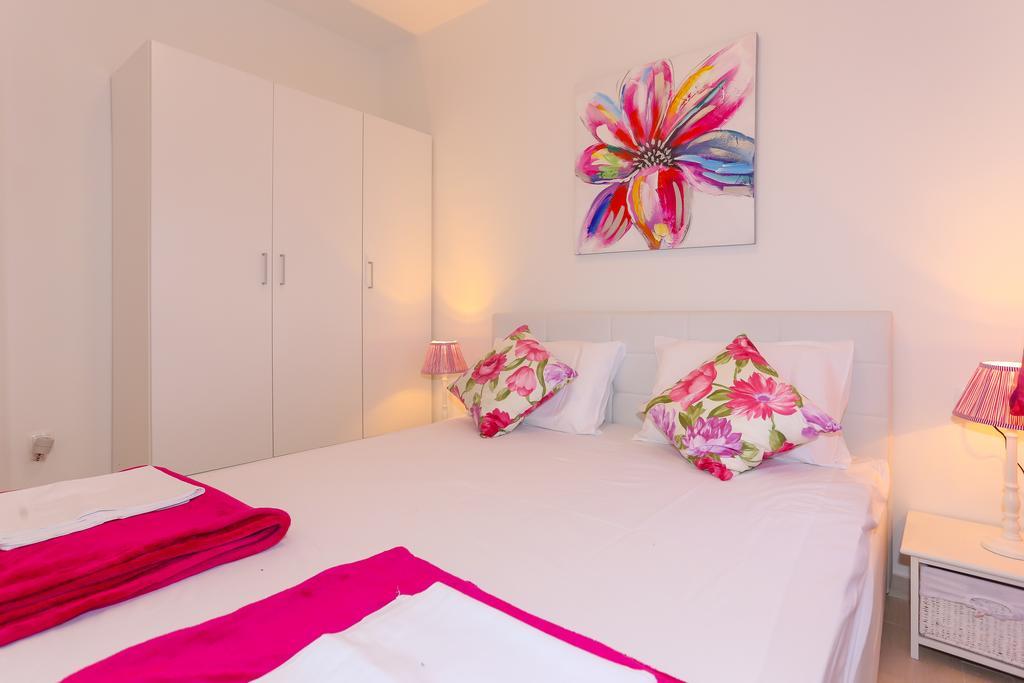 The Tribunj Suites Eksteriør bilde